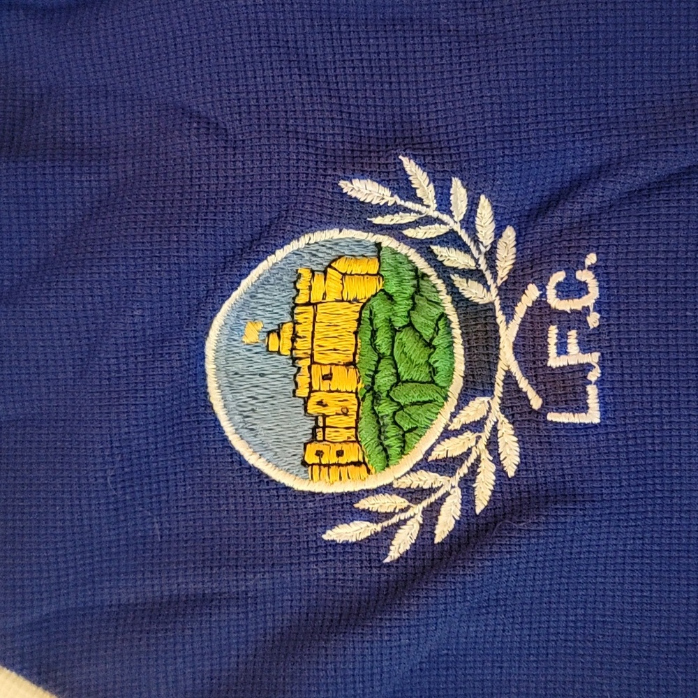 Umbro Vintage Linfield Football Club Soccer Jersey - Picture 5 of 5